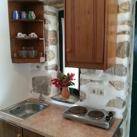 Peristeri Agios Georgios (Antiparos)