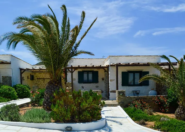 Peristeri Agios Georgios (Antiparos)