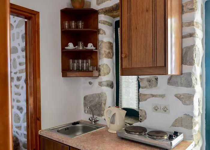 Peristeri Agios Georgios (Antiparos)