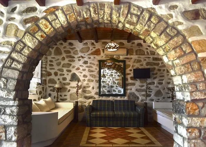 Peristeri Agios Georgios (Antiparos)